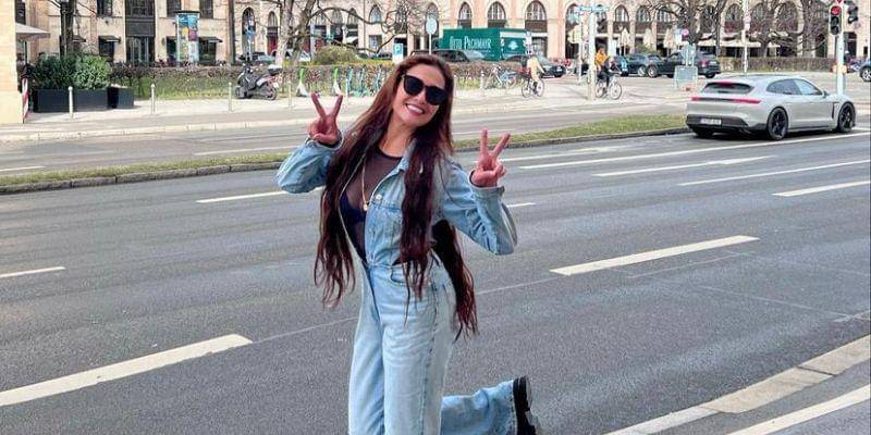 Instagram.com/kareninaanderson