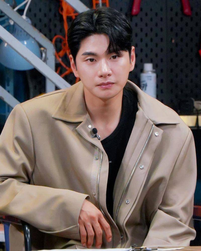 Instagram.com/luvlk89