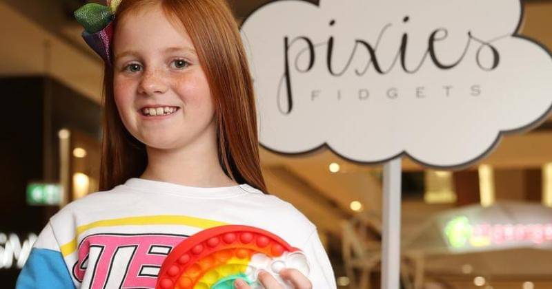 instagram.com/pixiecurtis