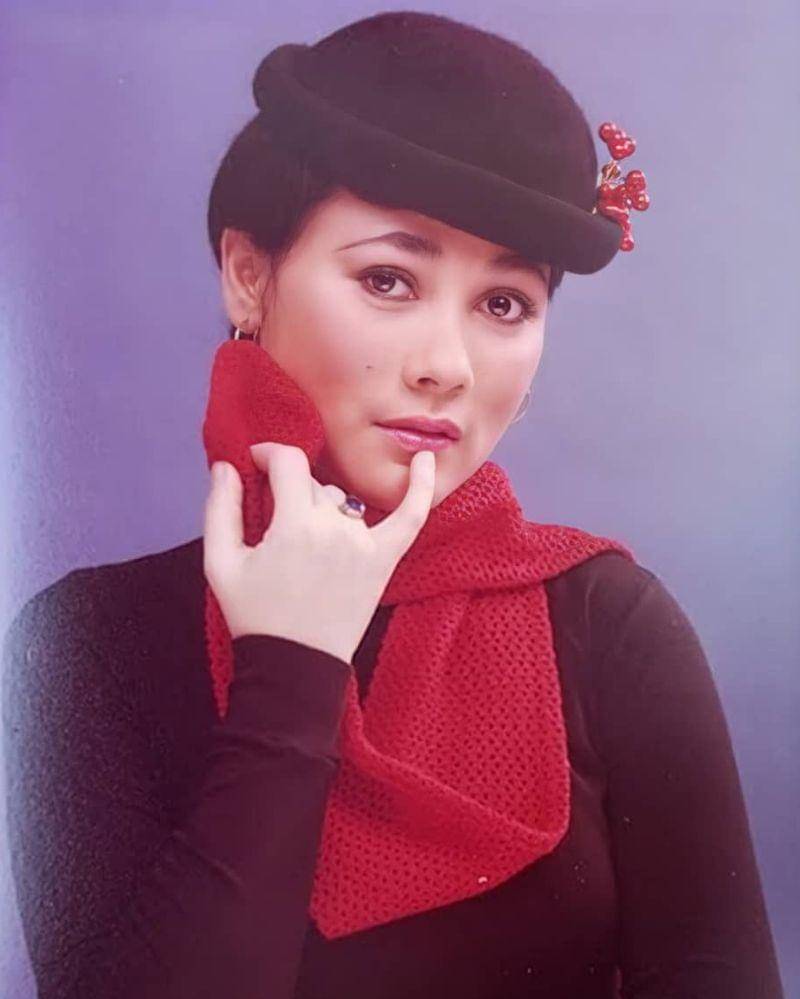 Instagram.com/suzzannaofficial