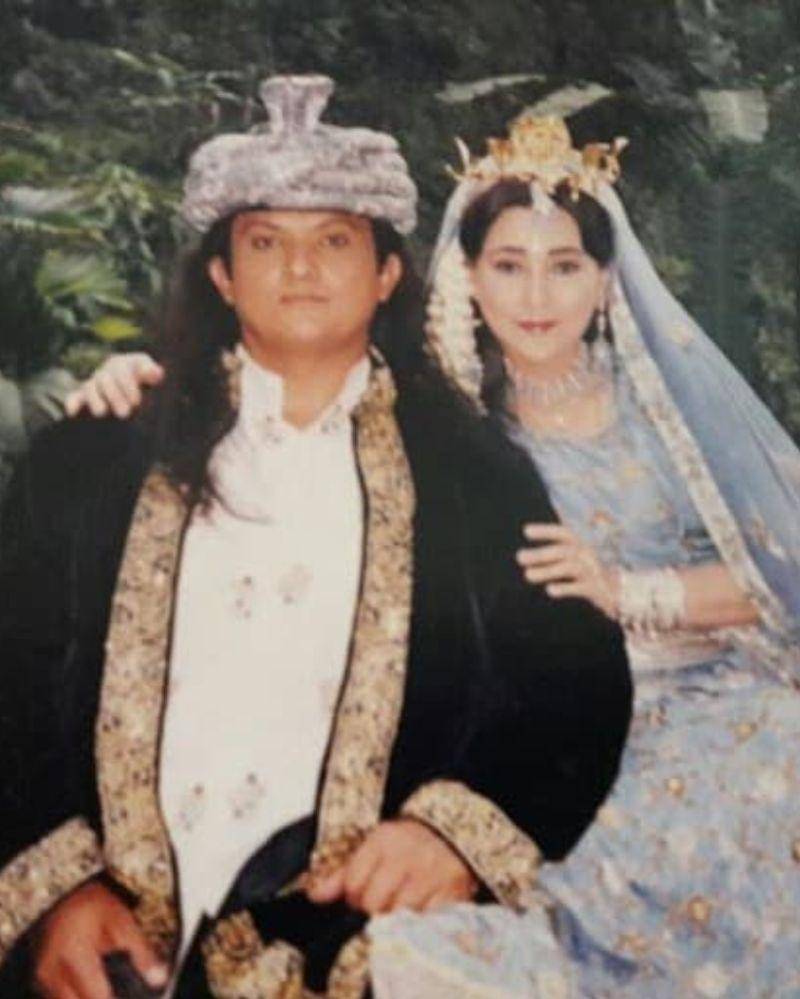 Instagram.com/suzzannaofficial