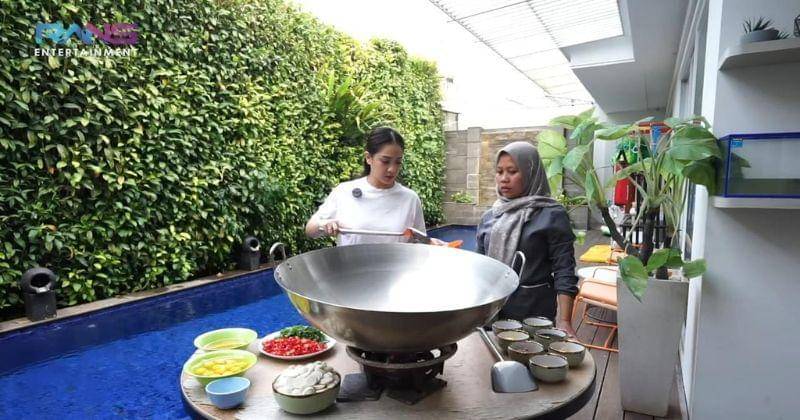 Youtube.com/Rans Entertainment