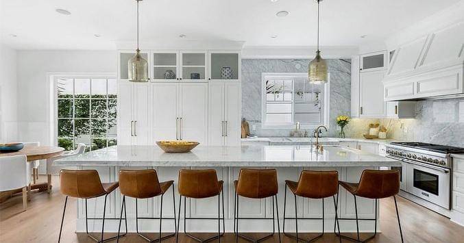 Instagram.com/robbreportrealestate