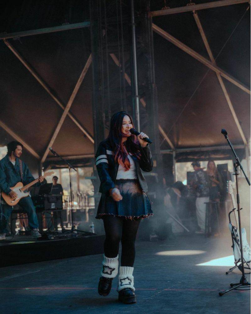 Instagram.com/stephaniepoetri