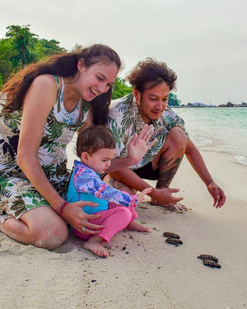 Instagram.com/@nadinelist