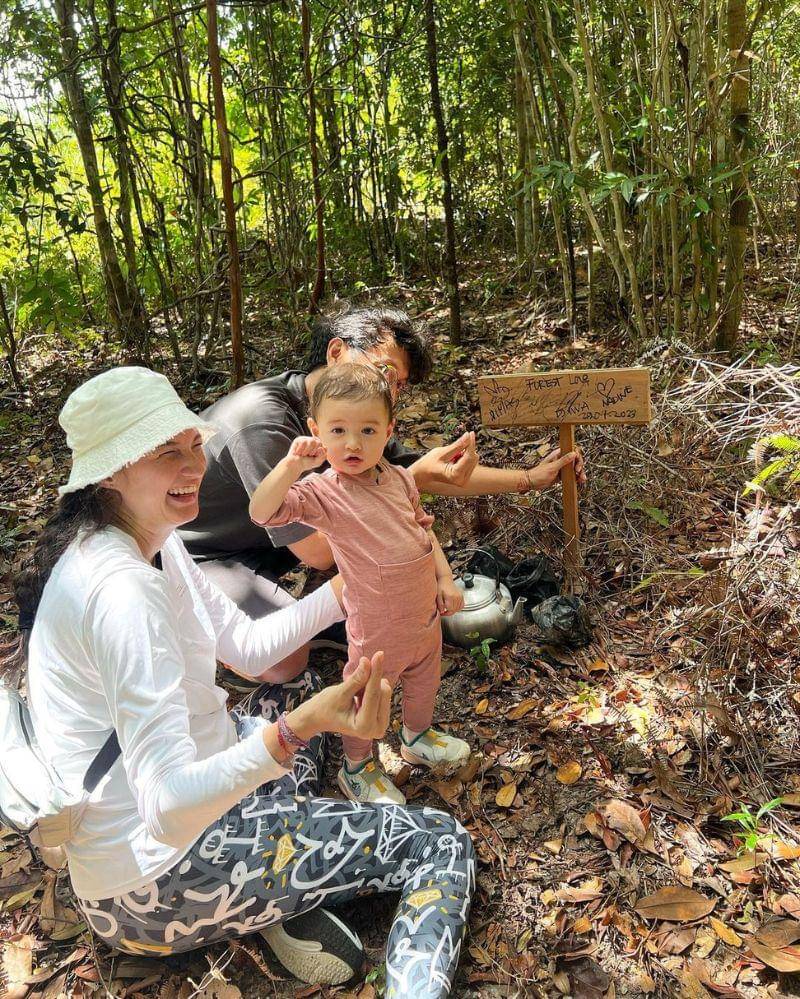 Instagram.com/@nadinelist