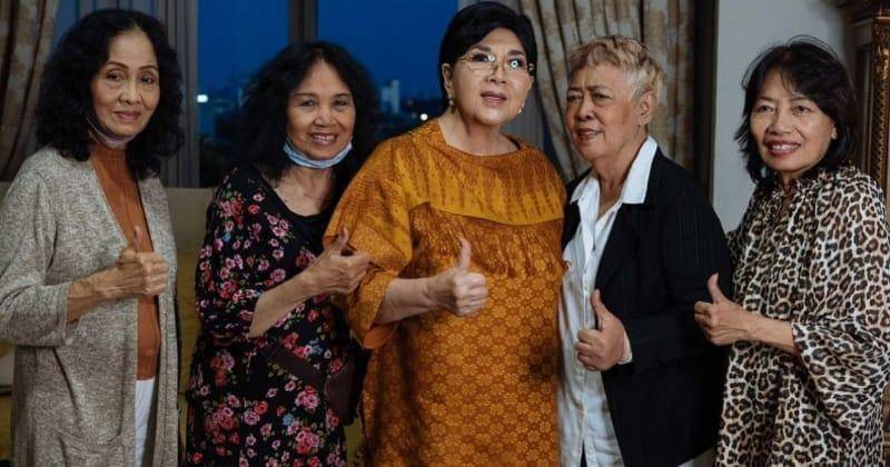 Instagram.com/titiekpuspa_official