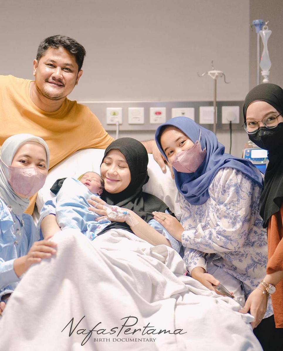 Instagram.com/ryana_dea