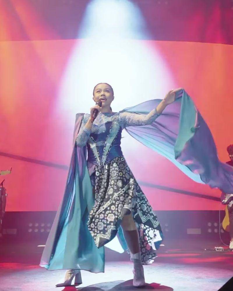 Instagram.com/yurayunita