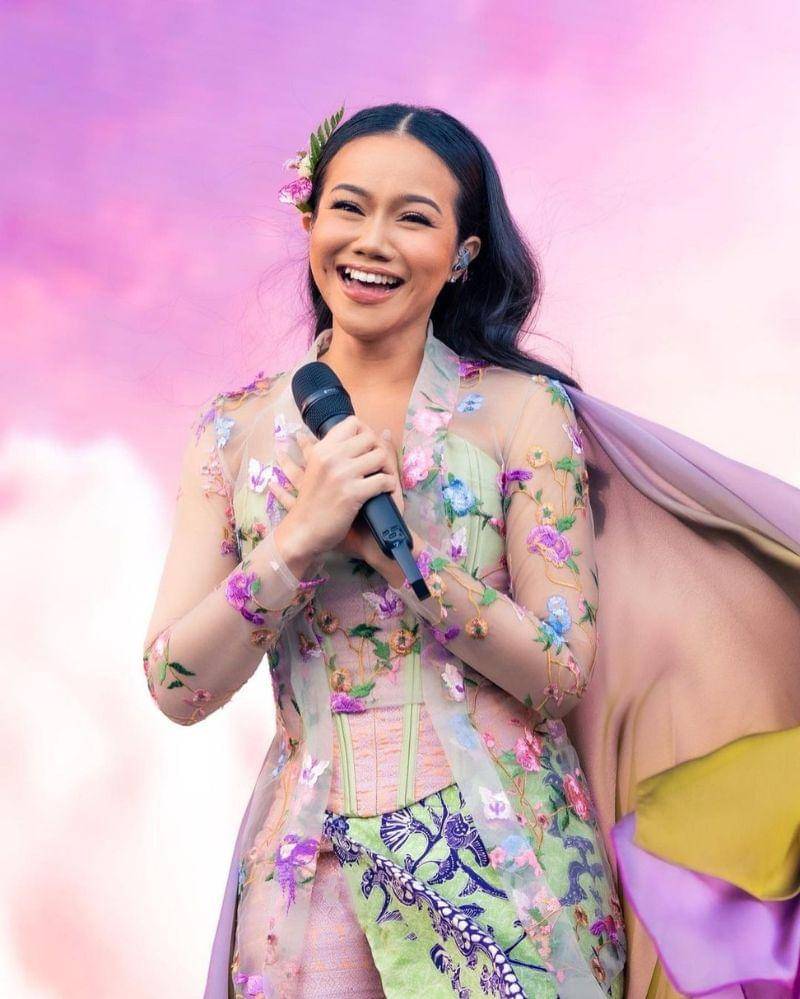 Instagram.com/yurayunita