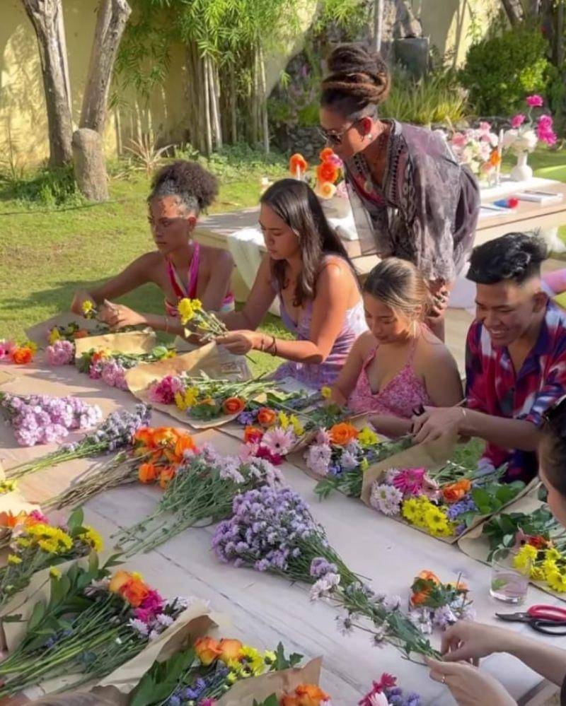 Instagram.com/@jennifercoppenreal20