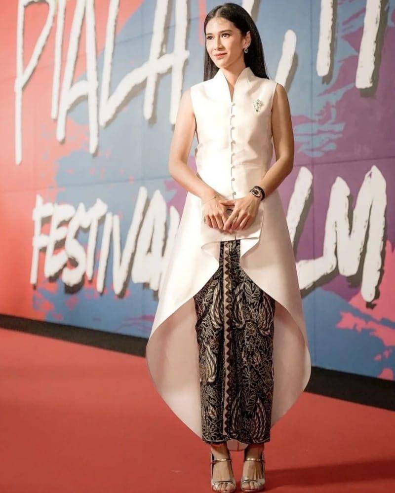 Instagram.com/therealdisastr