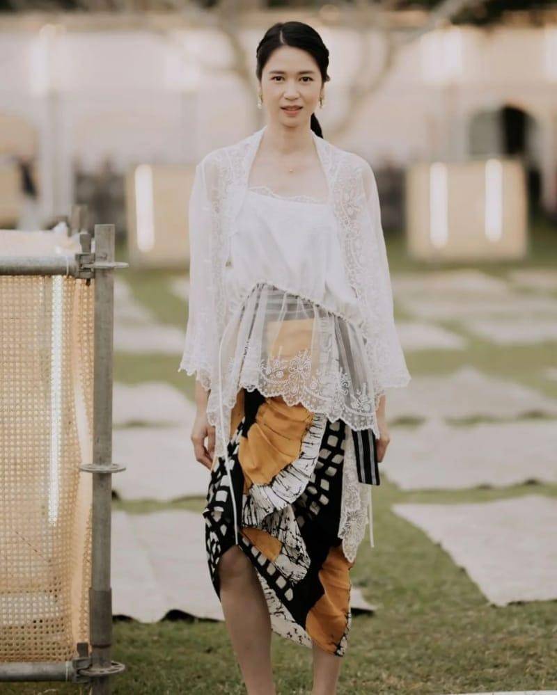 Instagram.com/laurabas