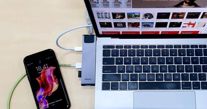 Unsplash/Yogas Design