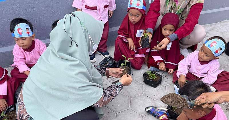 Popmama.com/ Sandra Ratnasari