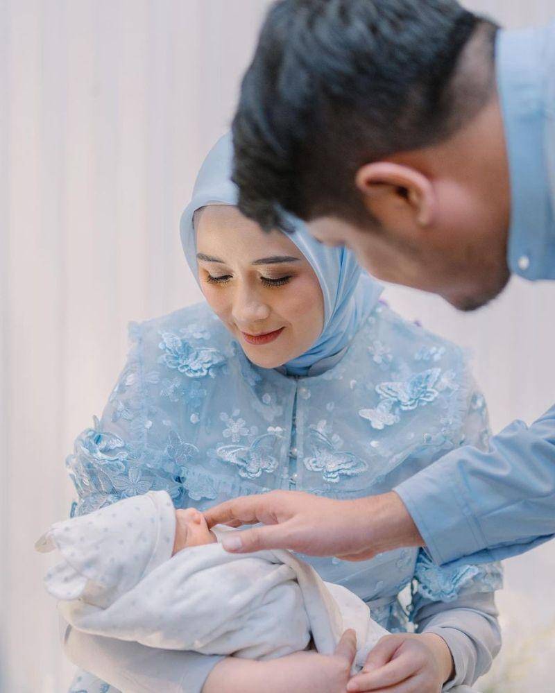 Instagram.com/@ryana_dea