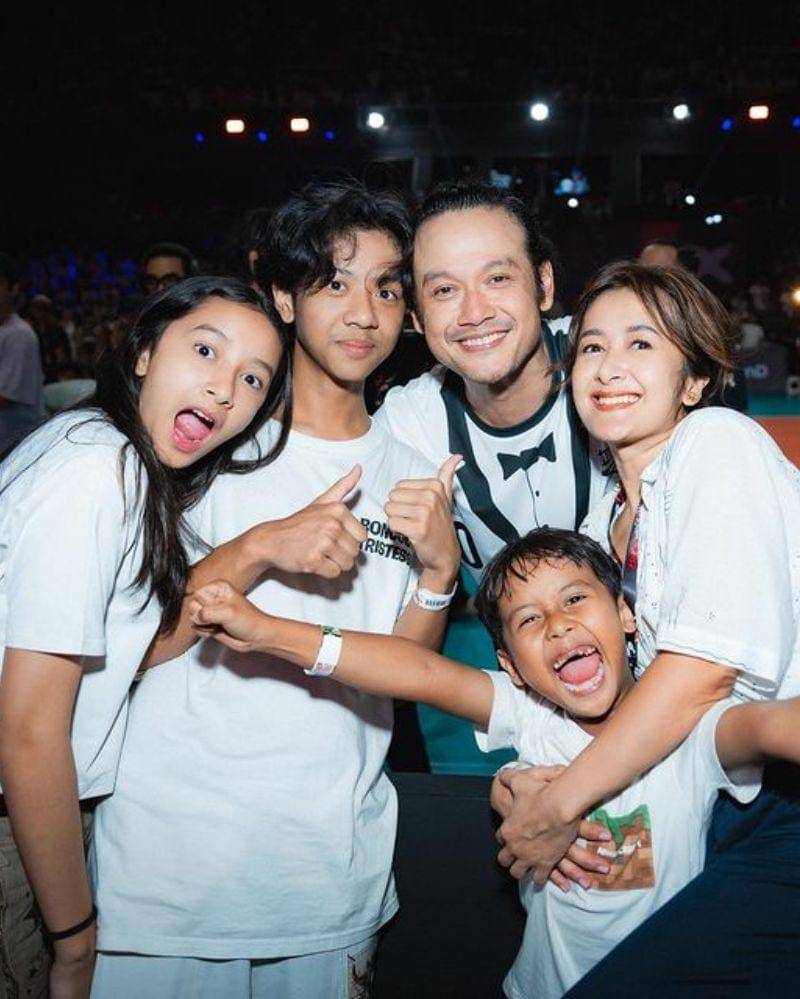 Instagram.com/widuri.puteri