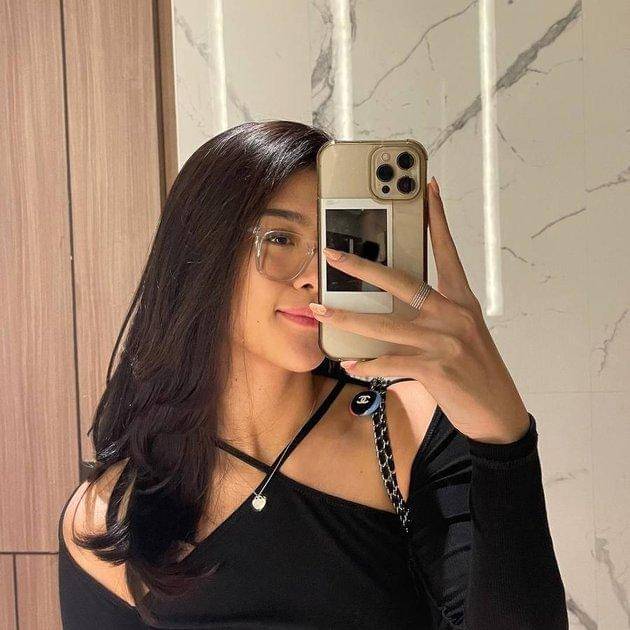 Instagram/@kayra.miendra