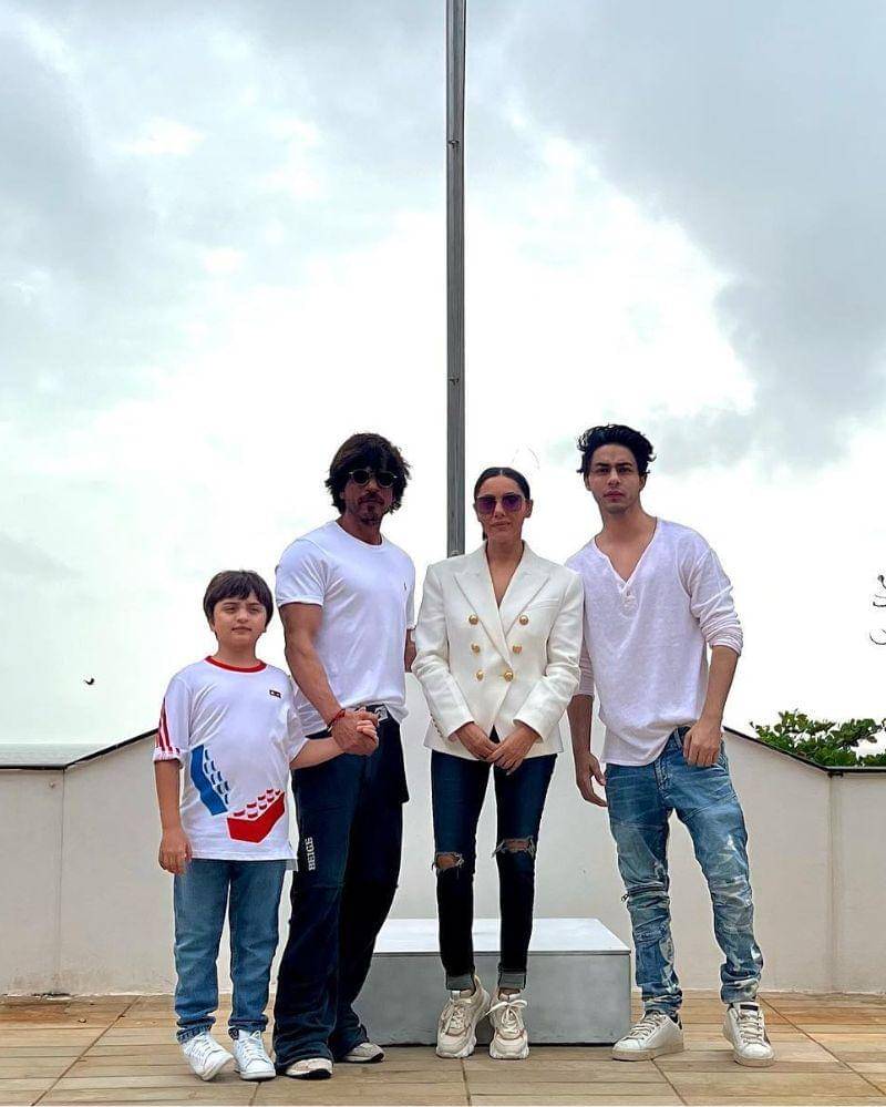 Instagram.com/gaurikhan