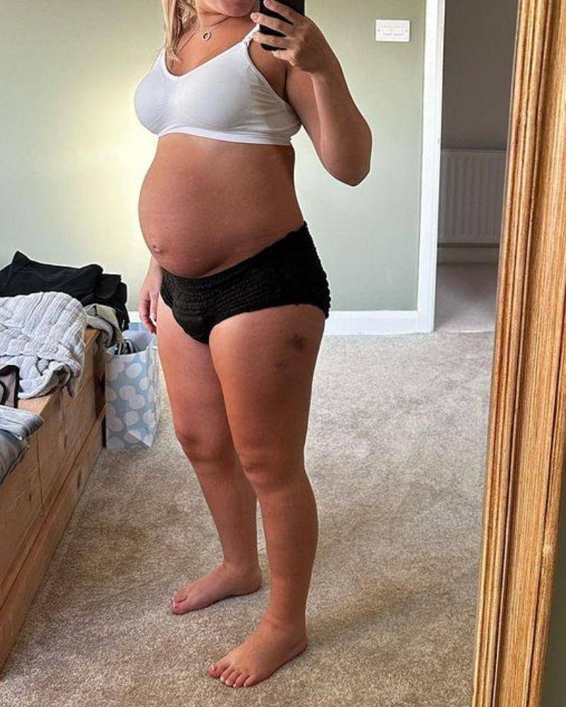 Instagram.com/lauratott__