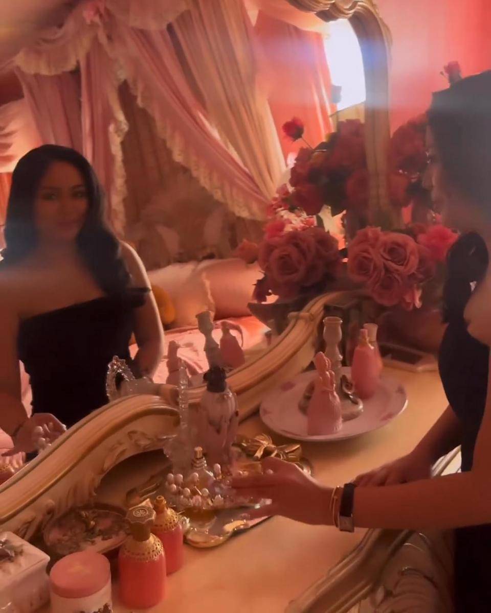 Instagram.com/rachelvennya