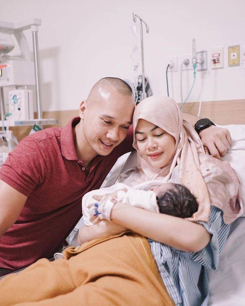 Instagram.com/rasyenahikmayudi