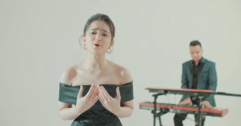 Youtube.com/KeceTVofficial