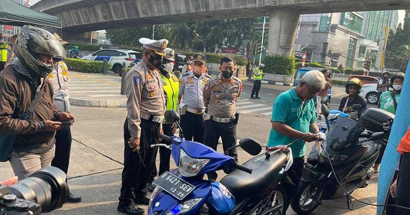 Twittter.com/TMCPoldaMetro