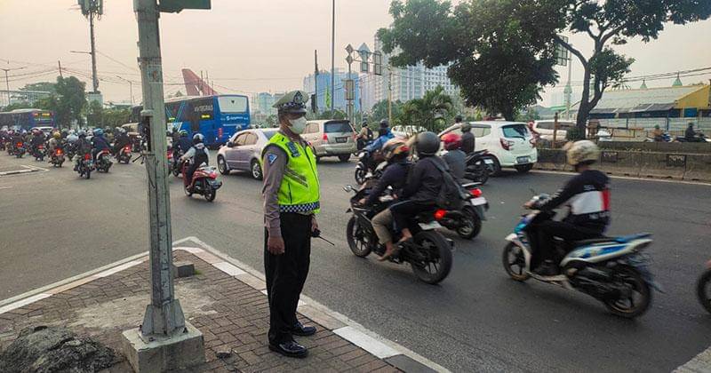 Twitter.com/TMCPoldaMetro