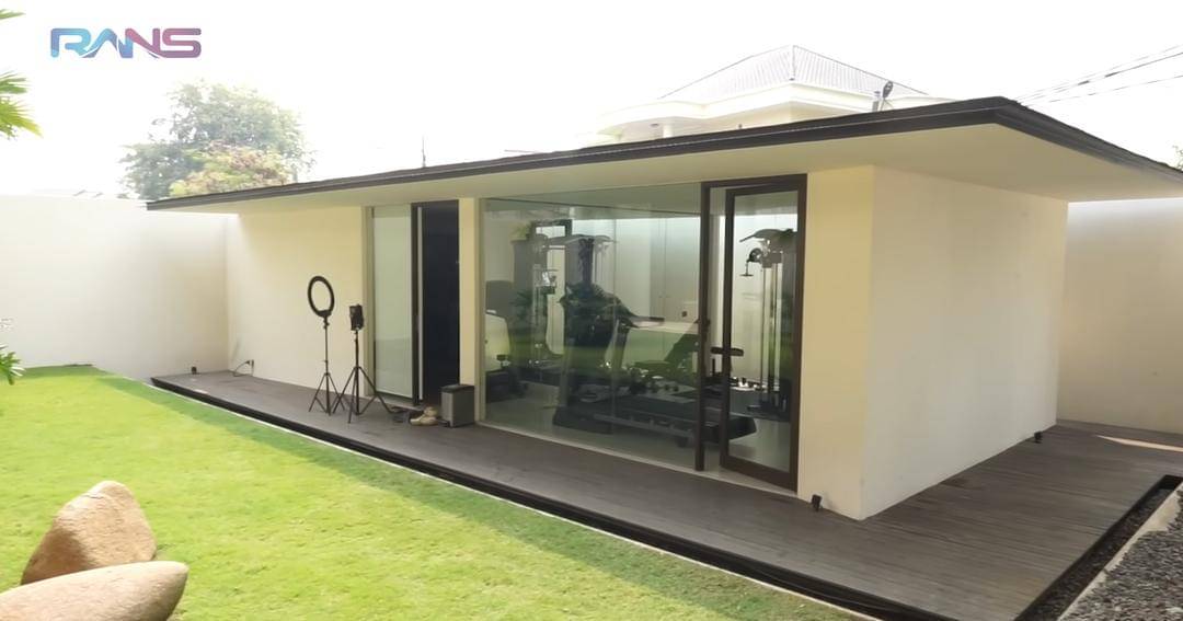 YouTube.com/Rans Entertainment