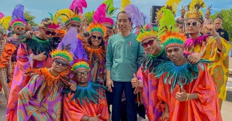 Instagram.com/shineofbalck.id