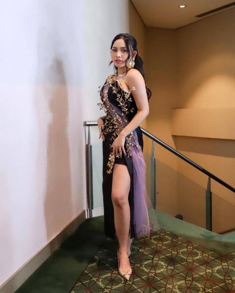 Instagram.com/rachelvennya