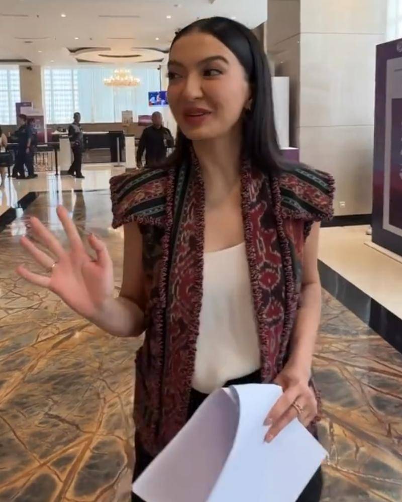 Instagram.com/ralineshah