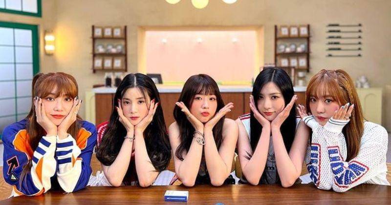 Instagram.com/official.apink2011