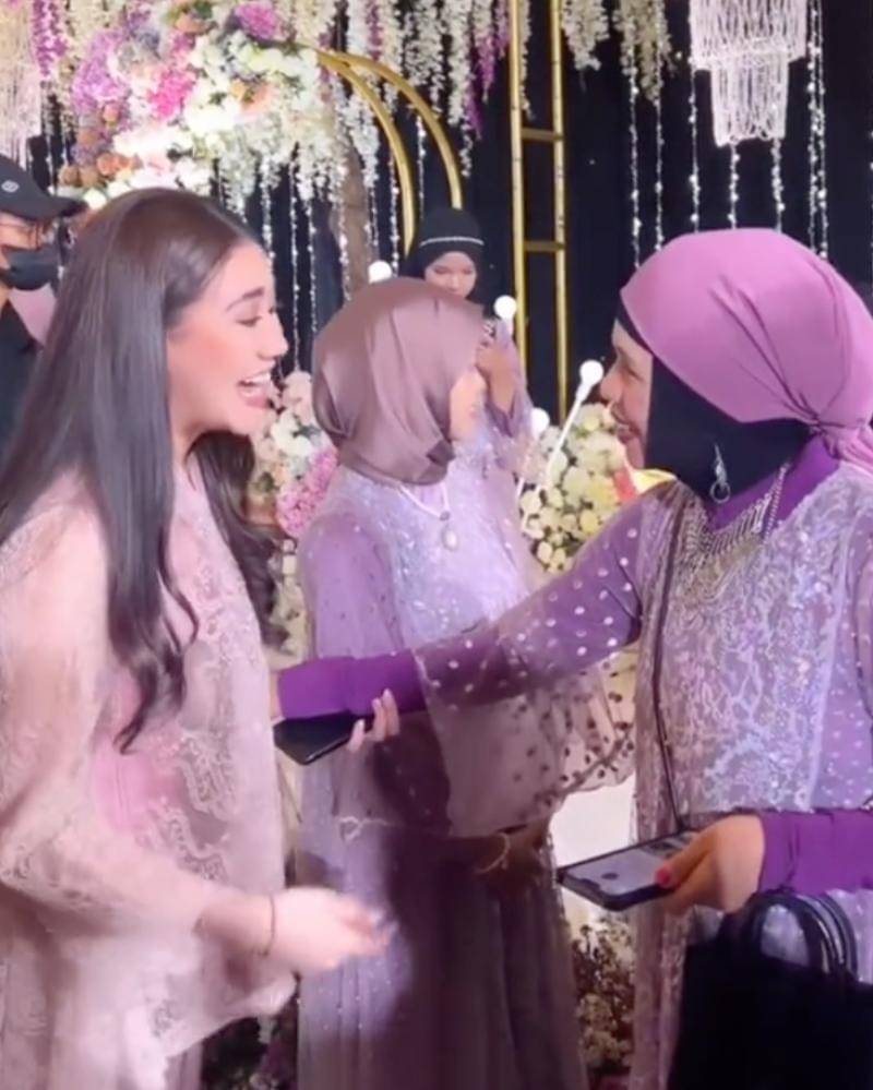 Tiktok.com/thoriqaaliyah