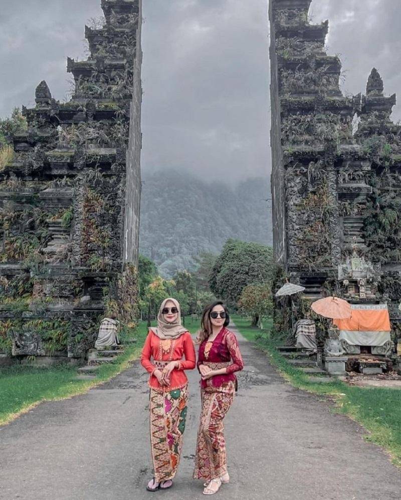 instagram.com/riaricis1795