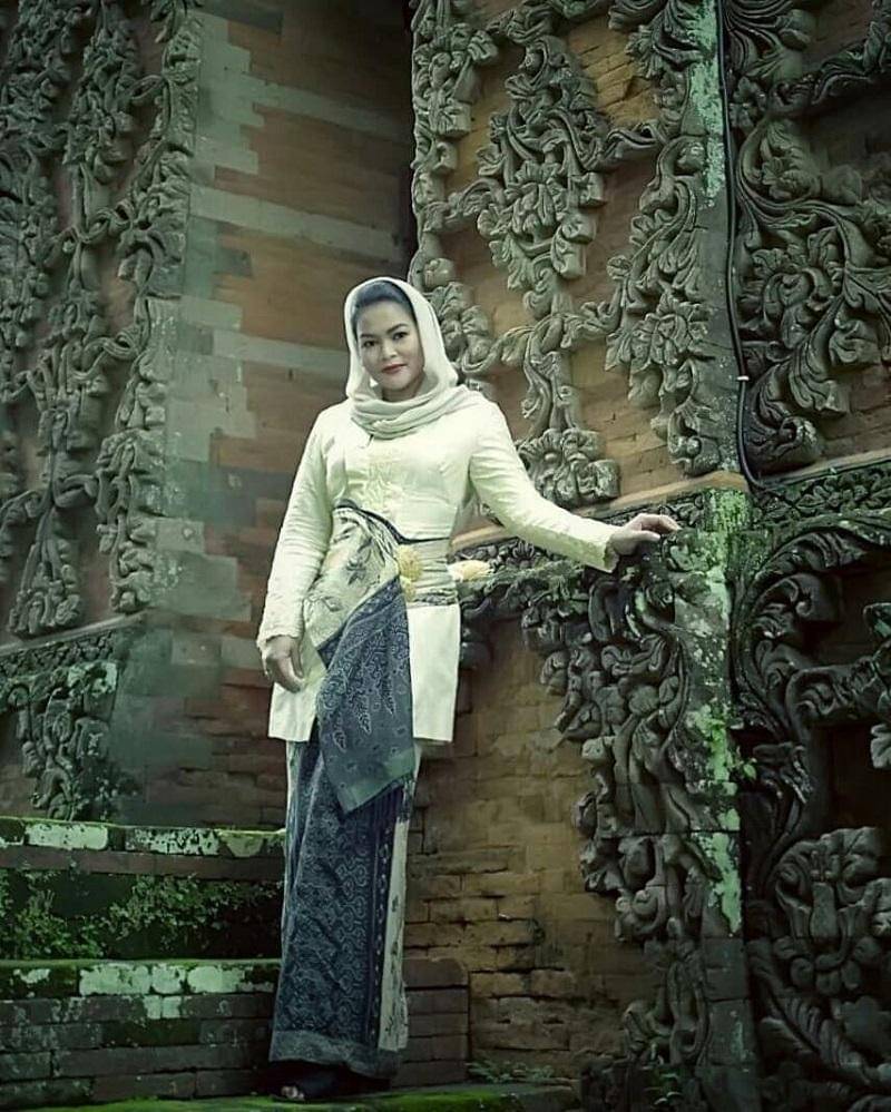 instagram.com/putisoekarno