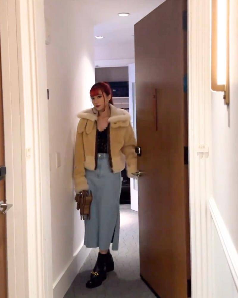 Instagram.com/isyanasarasvati