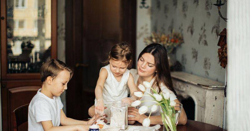 Pexels/ElinaFairytale