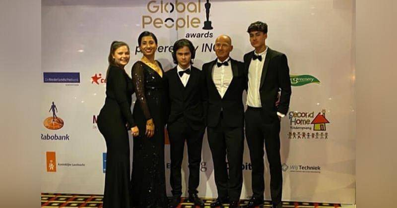 Instagram.com/noralystruick