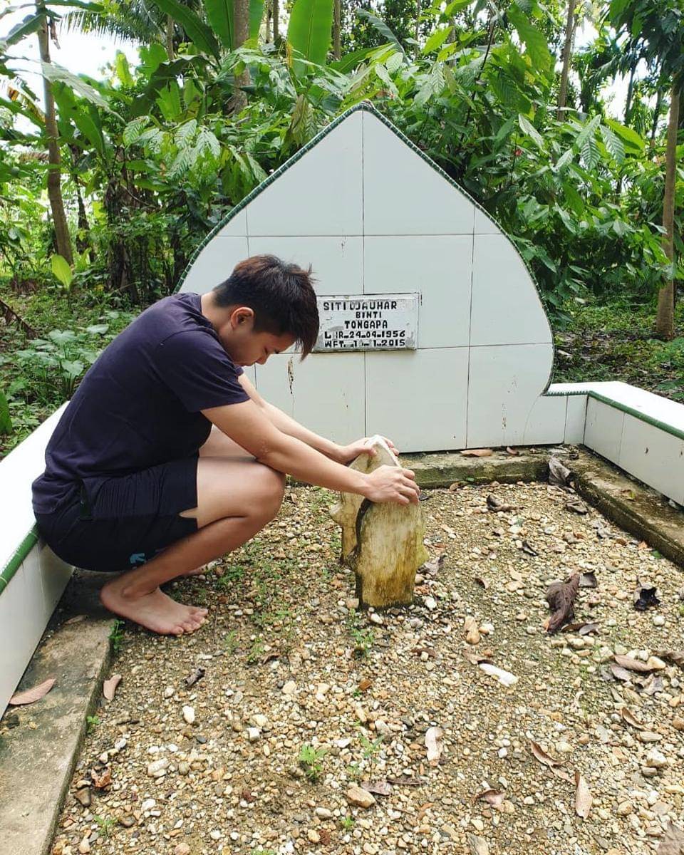 Instagram.com/r.apriyanig