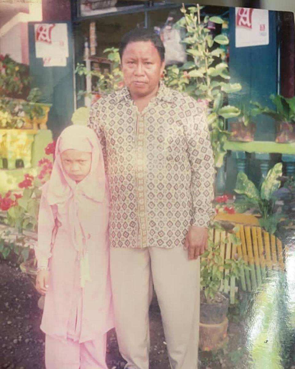 Instagram.com/r.apriyanig