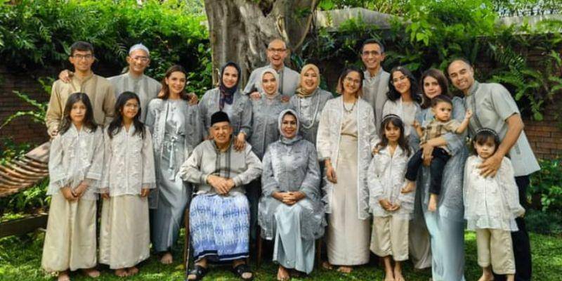 Instagram.com/najwashihab