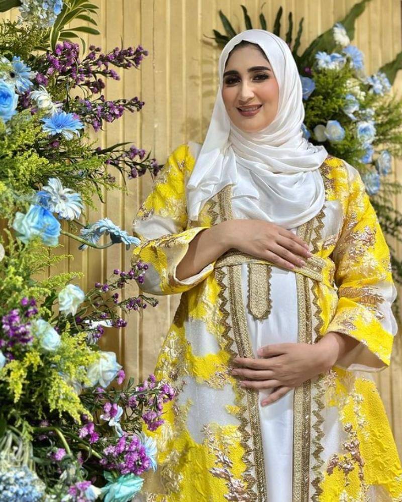 Instagram.com/tanianadiraa