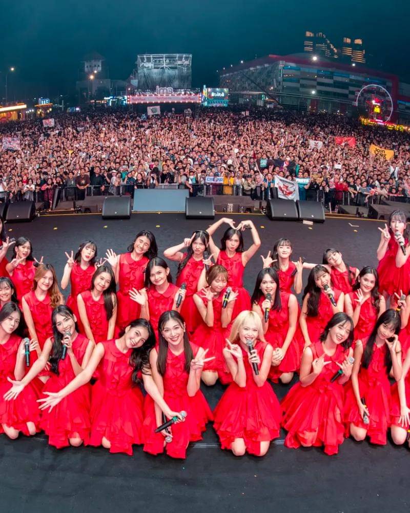 Twitter.com/officialJKT48