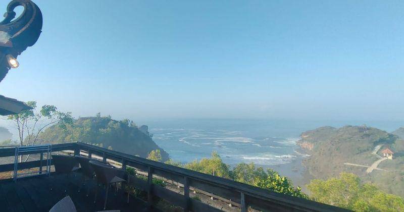 Popmama.com/Onic Metheany