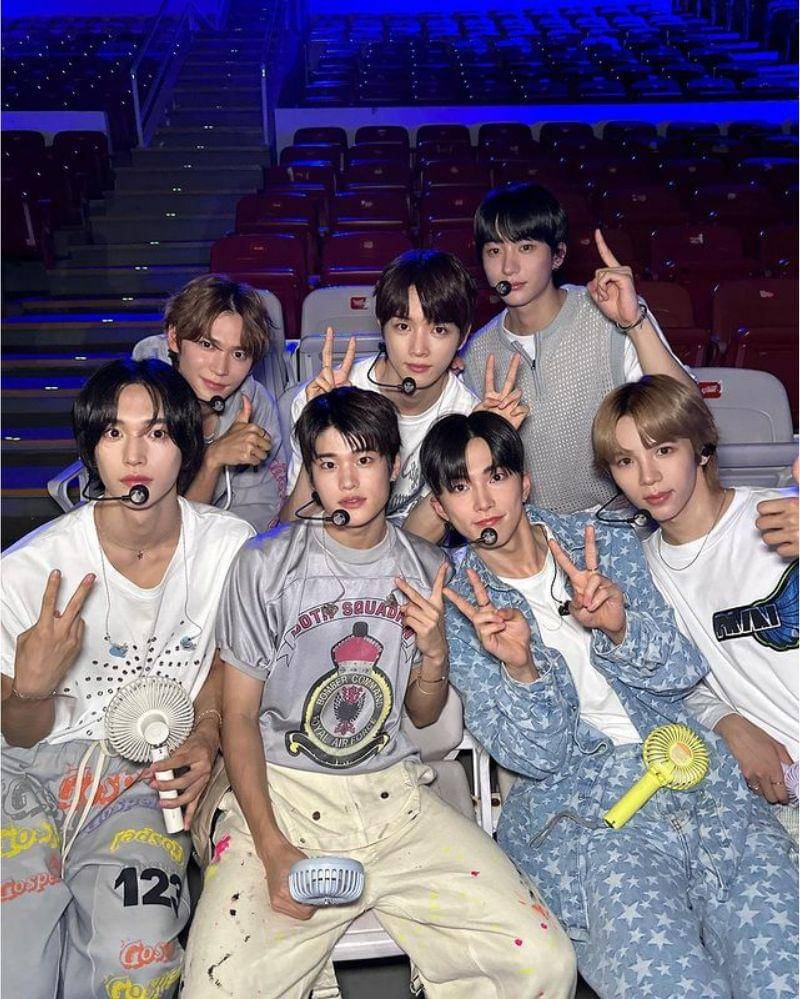 Instagram.com/riize_official