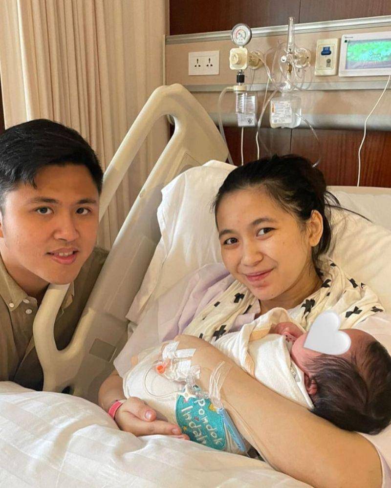 Instagram.com/zhrtiaraashilla