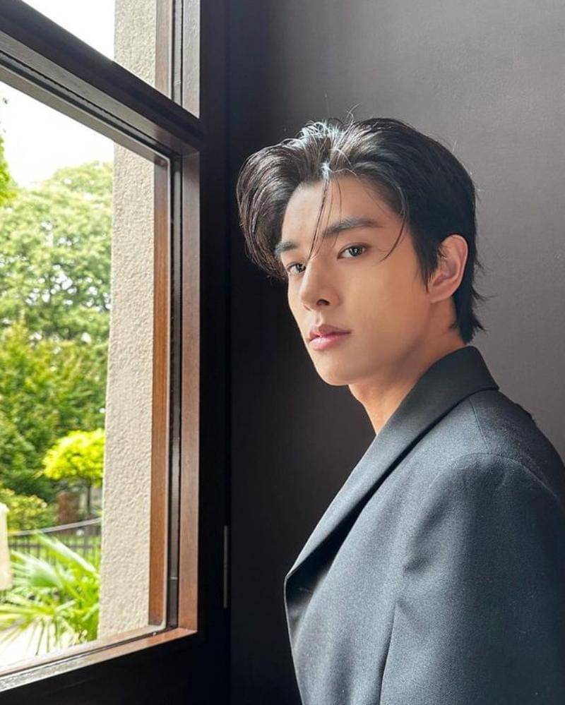 Instagram.com/ENHYPEN