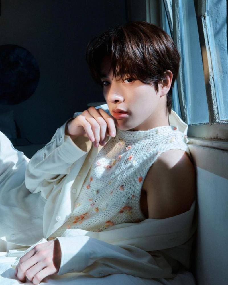 Instagram.com/ENHYPEN